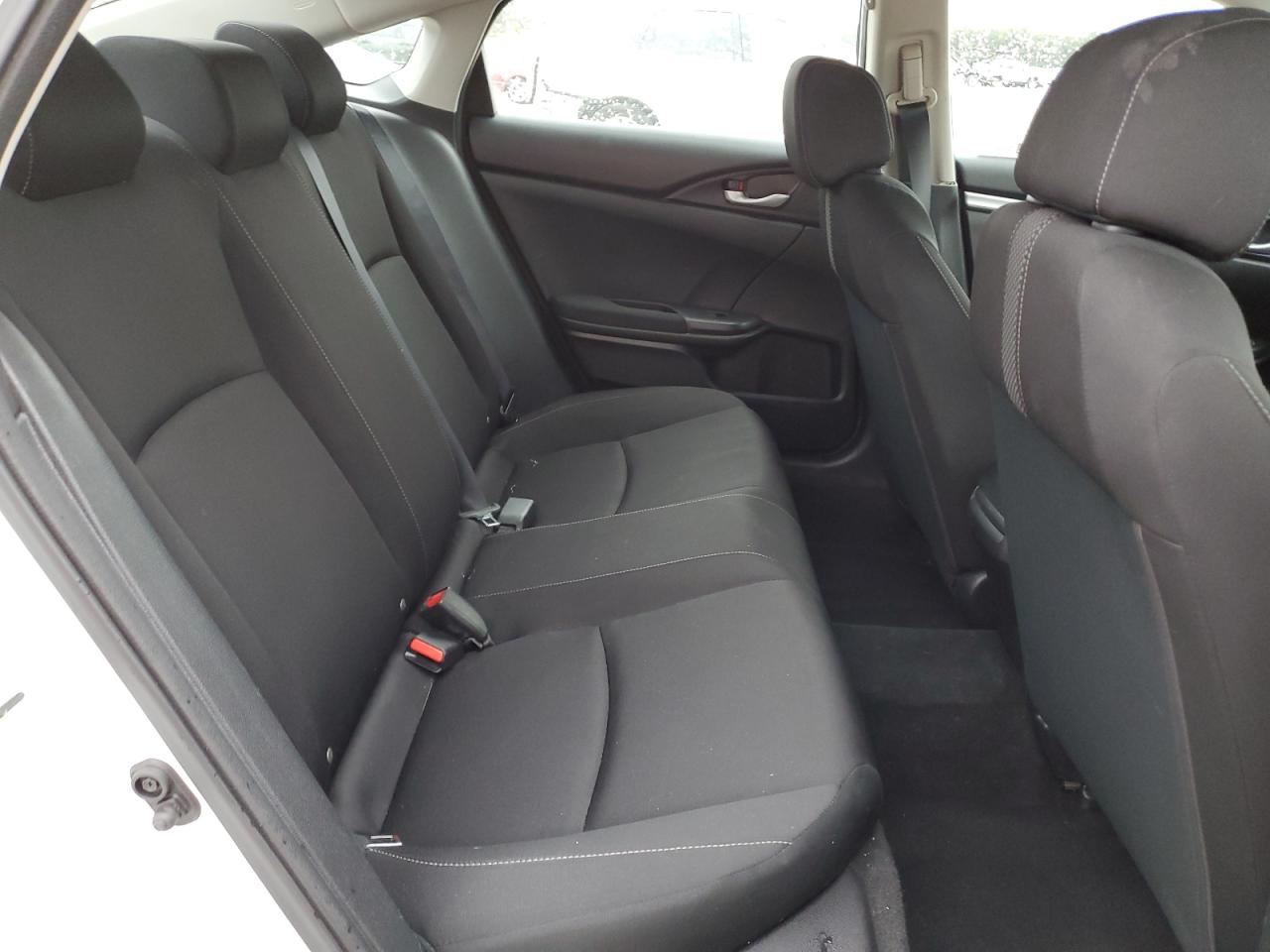 2019 Honda Civic - Image 10