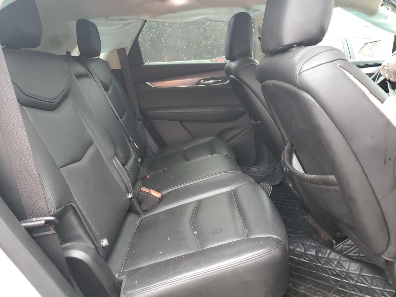 2019 Cadillac XT5 - Image 11
