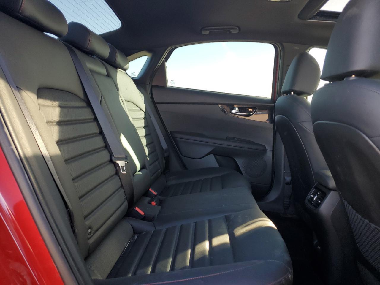 2023 Kia Forte - Image 10