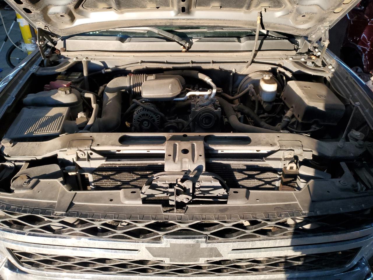2011 Chevrolet Silverado - Image 11