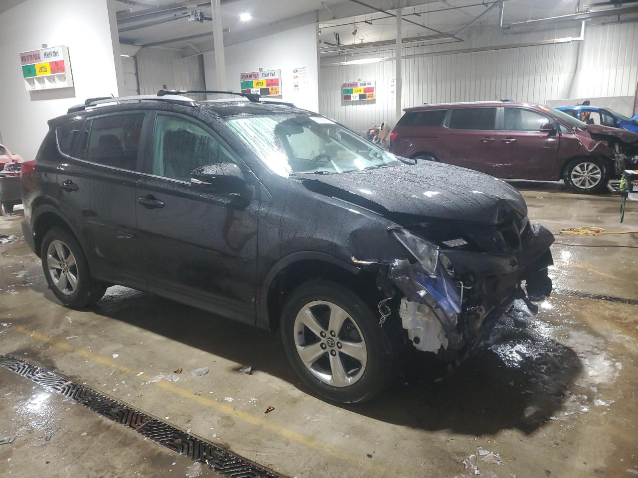 2015 Toyota RAV 4 - Image 4