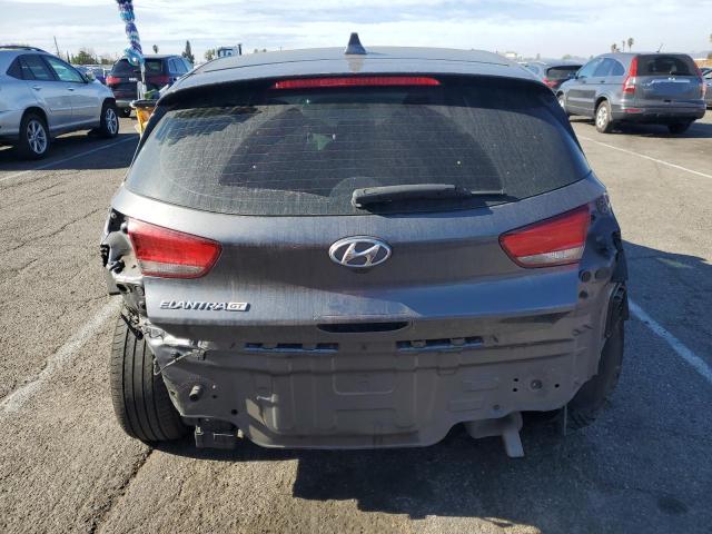  HYUNDAI ELANTRA 2018 Szary