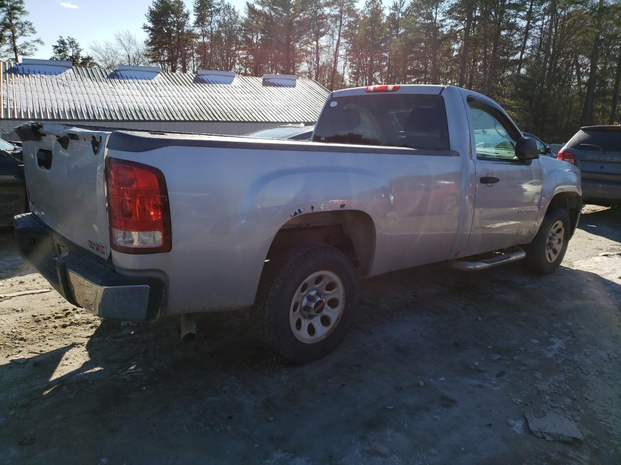 2011 GMC Sierra - Image 3