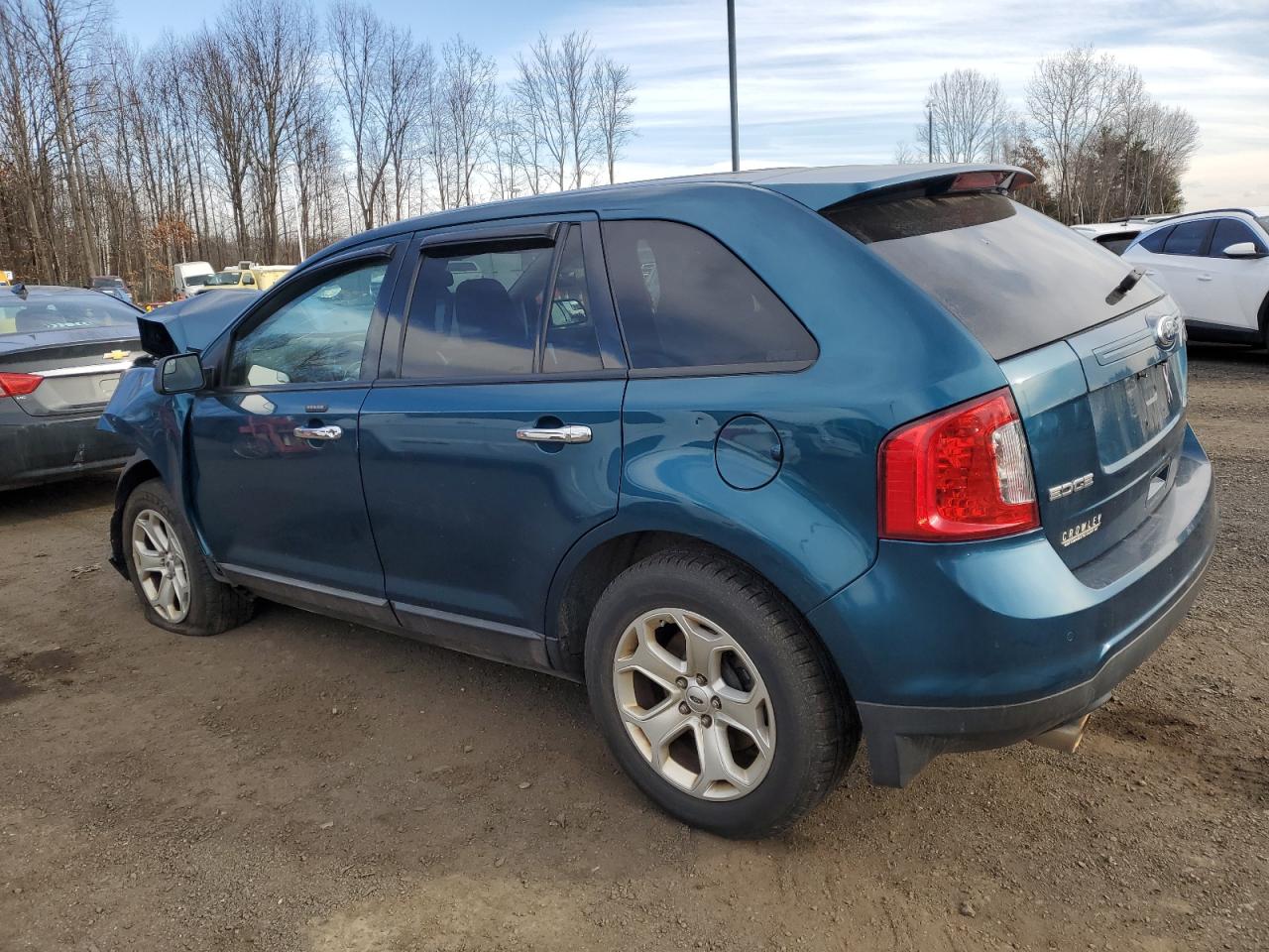 2011 Ford Edge - Image 2
