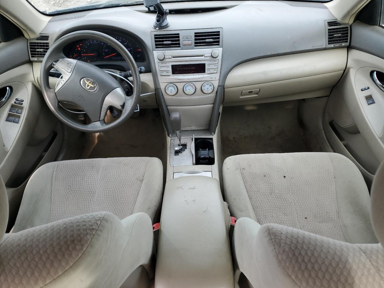 2010 Toyota Camry - Image 8