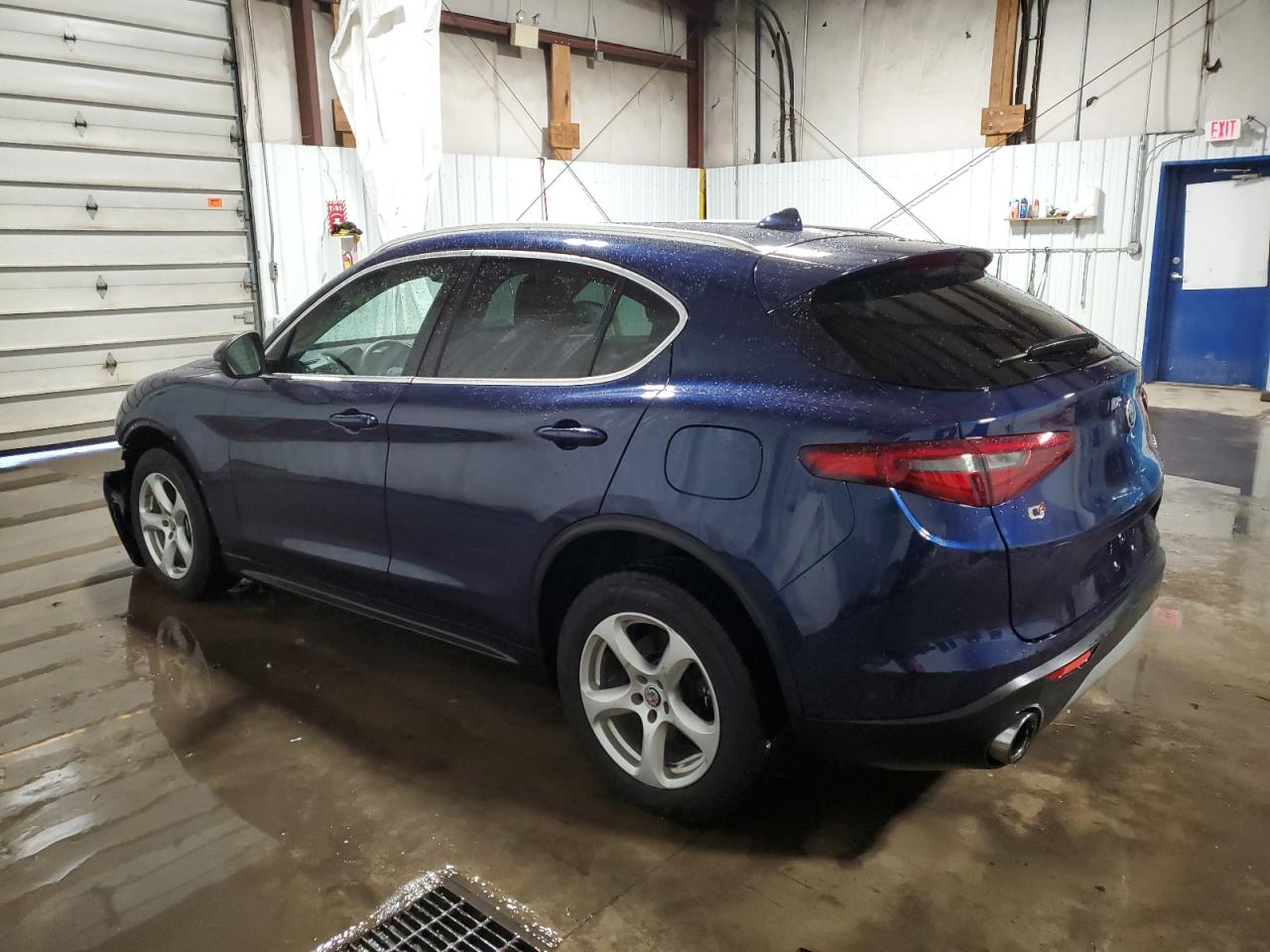 2018 Alfa Romeo Stelvio - Image 2