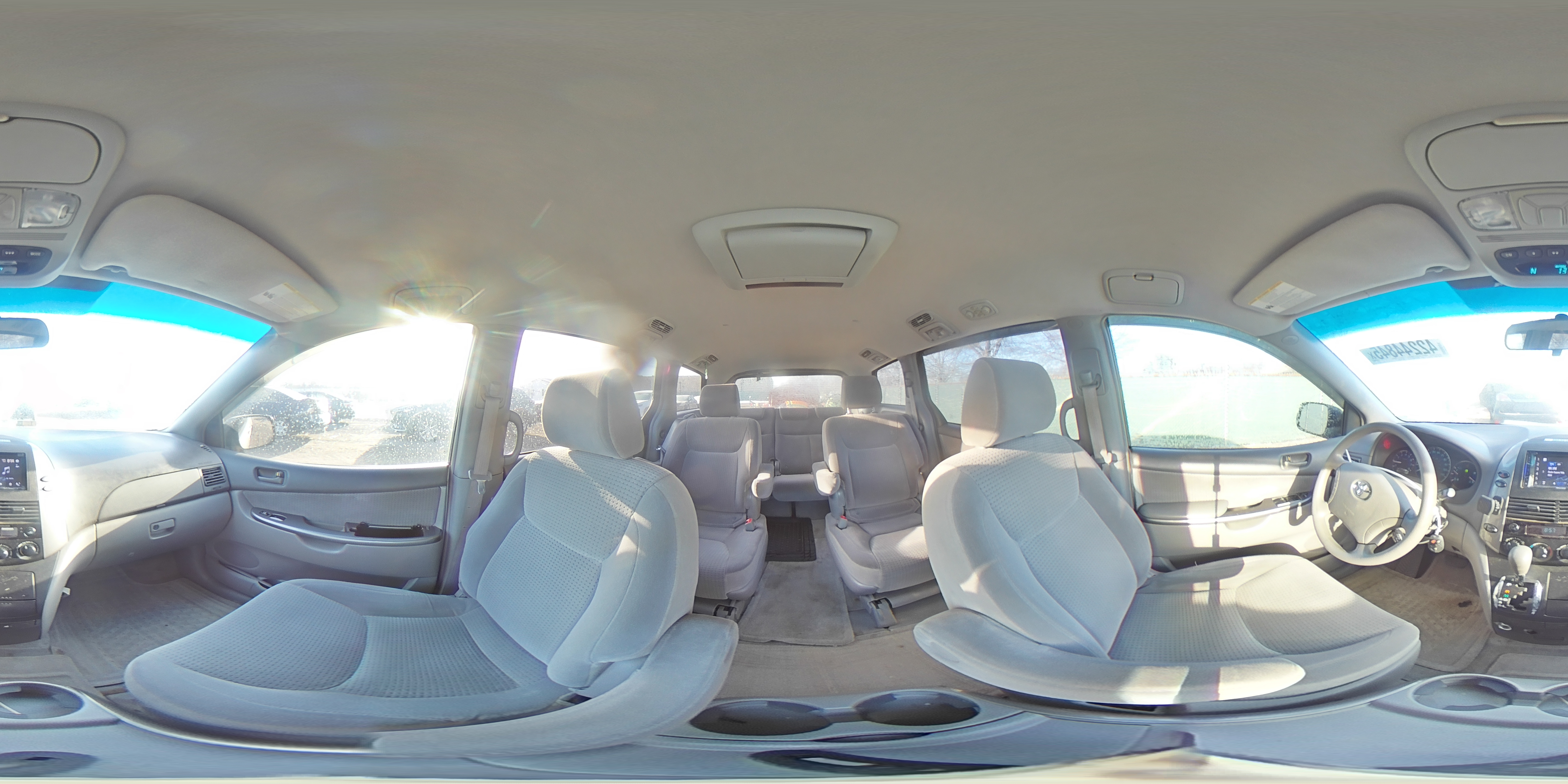 2006 Toyota Sienna - Image 13