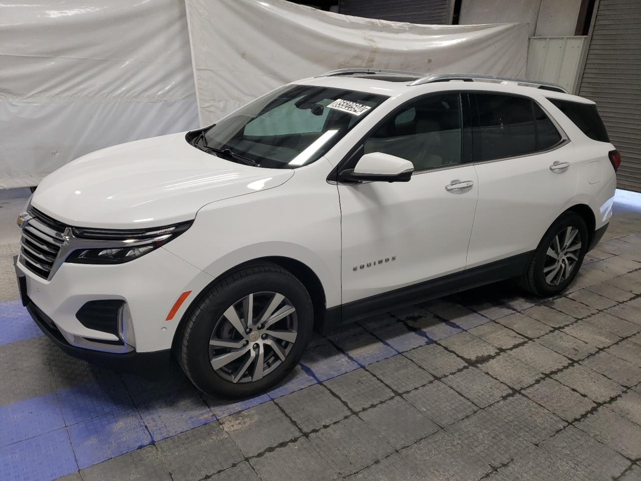 2022 Chevrolet Equinox - Image 1