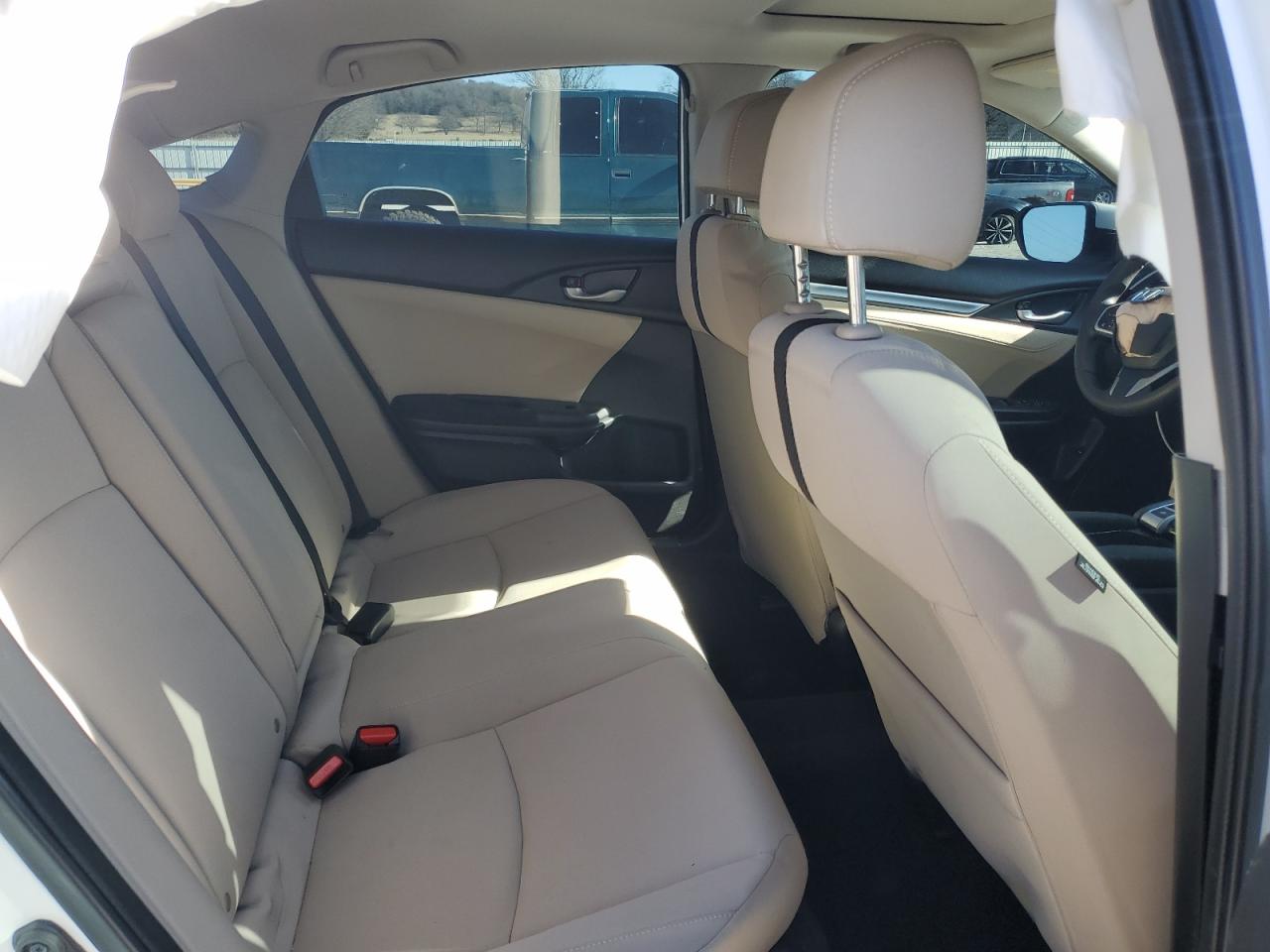2018 Honda Civic - Image 10