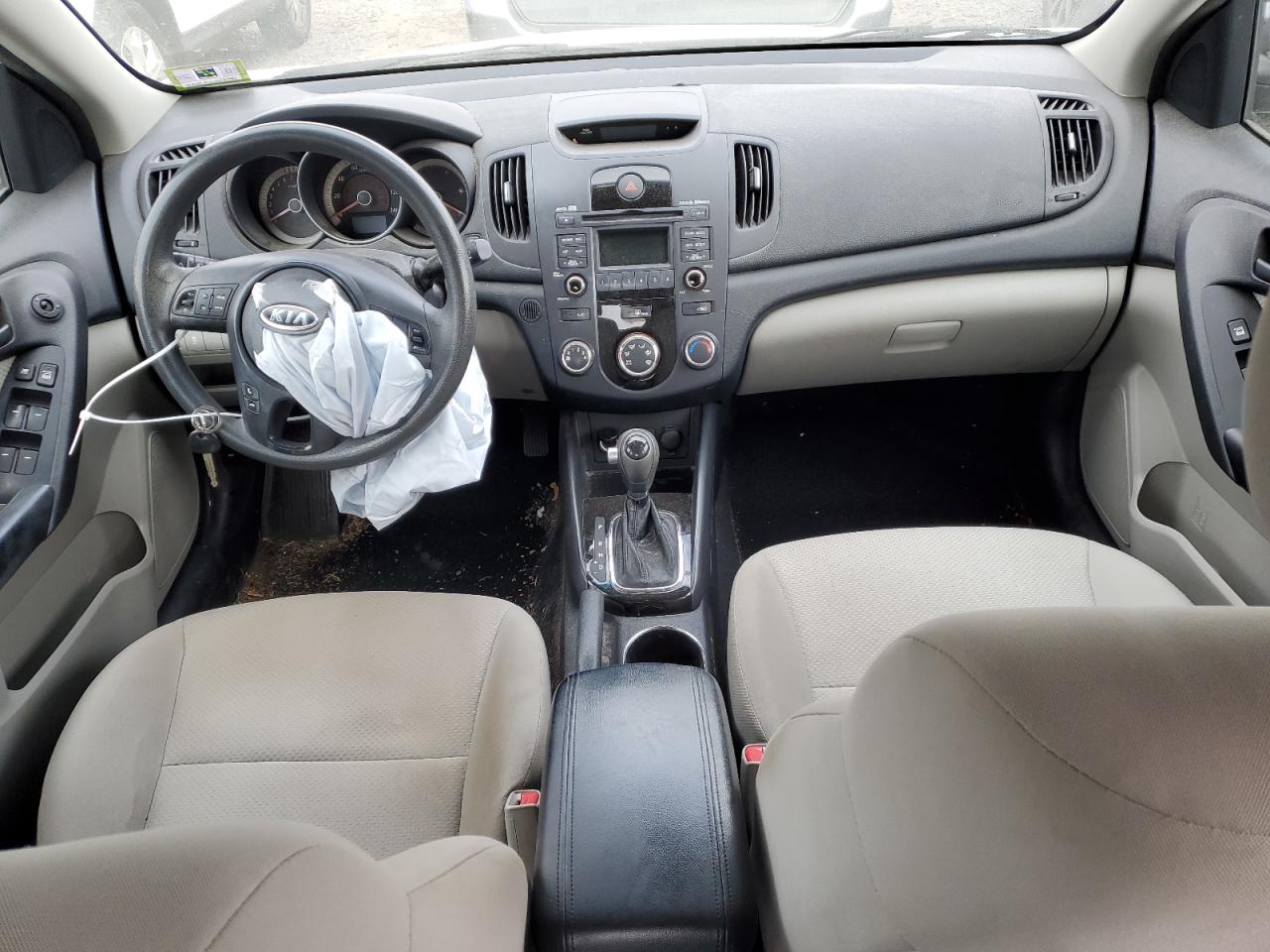 2011 Kia Forte - Image 8
