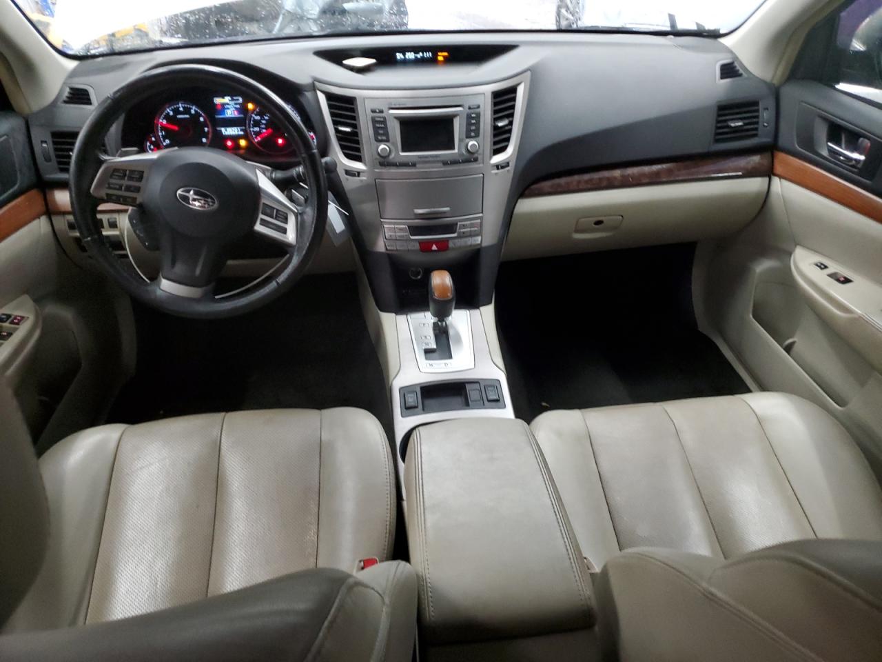 2013 Subaru Outback - Image 8