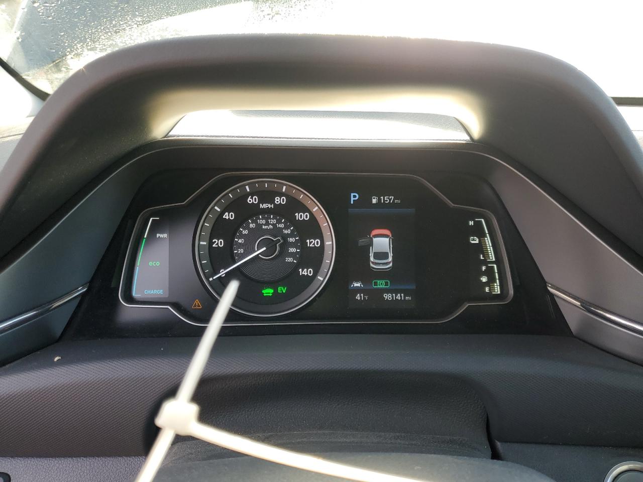 2022 Hyundai IONIQ - Image 9