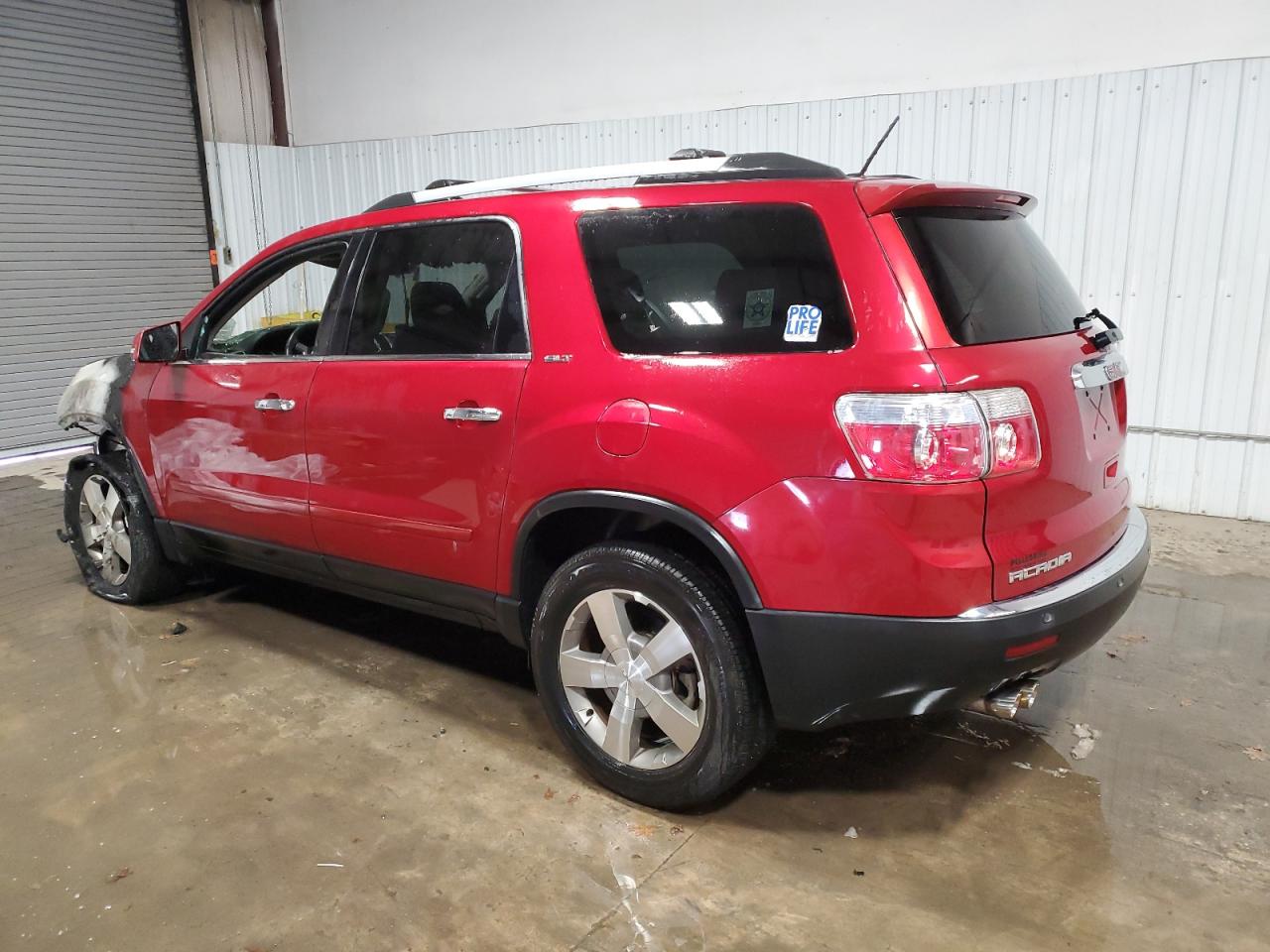 2012 GMC Acadia - Image 2