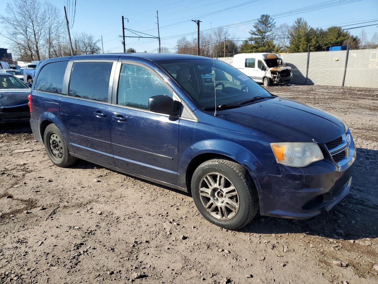 VIN 2C4RDGBG9ER389717 2014 DODGE CARAVAN no.4