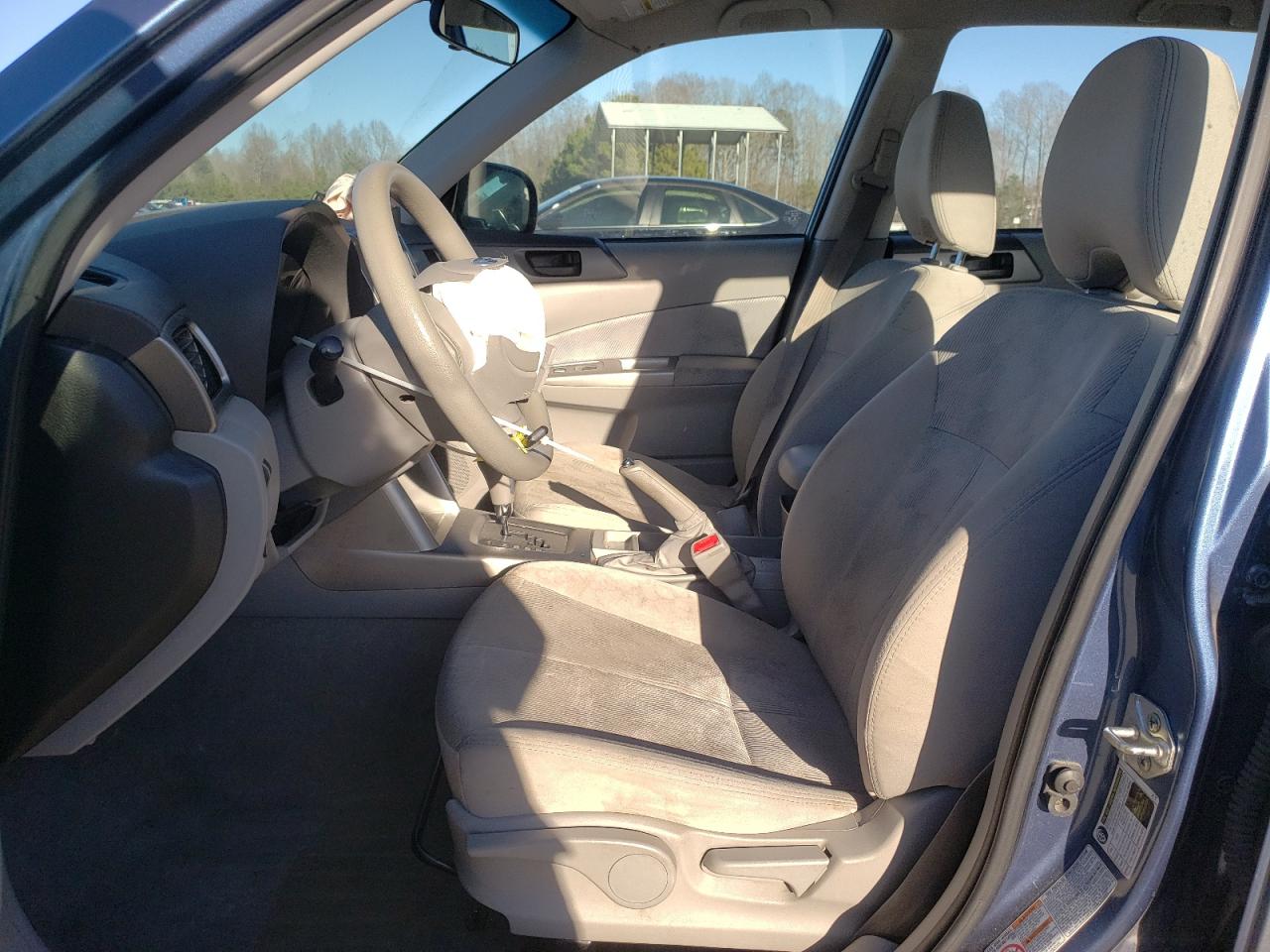 2010 Subaru Forester - Image 7