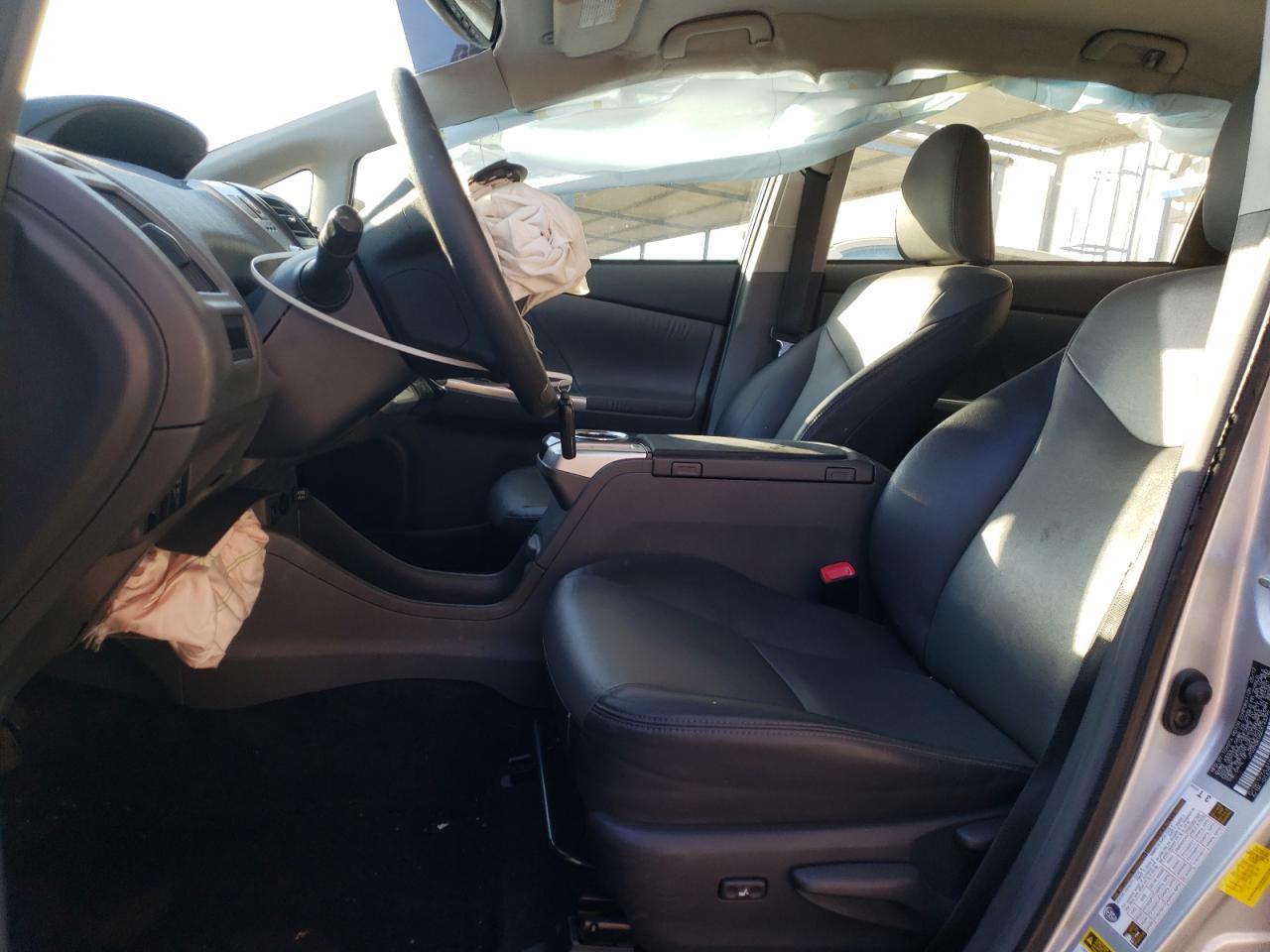 2012 Toyota Prius - Image 7