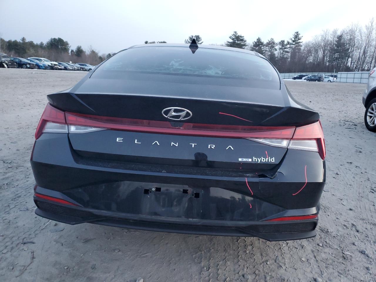 2022 Hyundai Elantra - Image 6