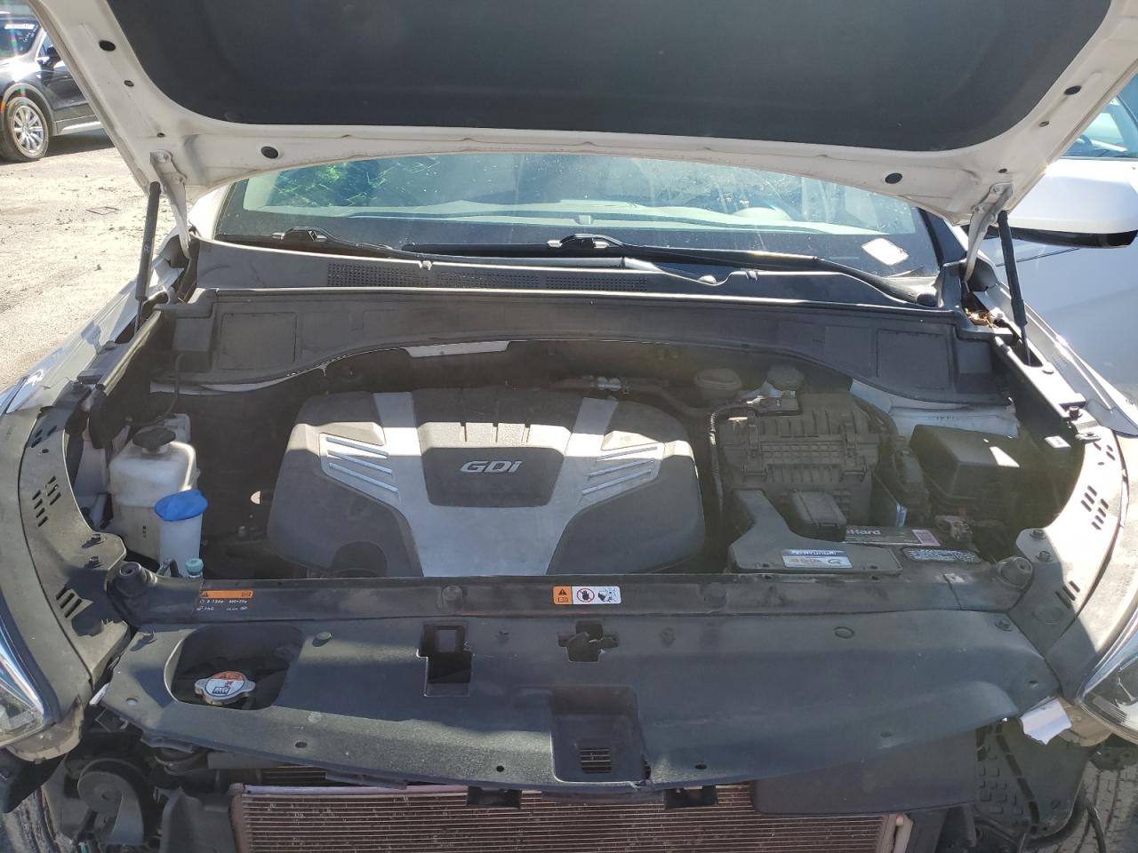 2017 Hyundai Santa Fe - Image 12