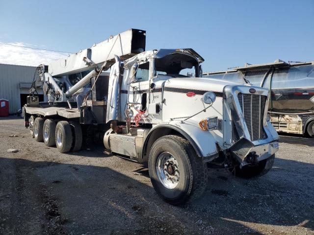 2015 Peterbilt 365 