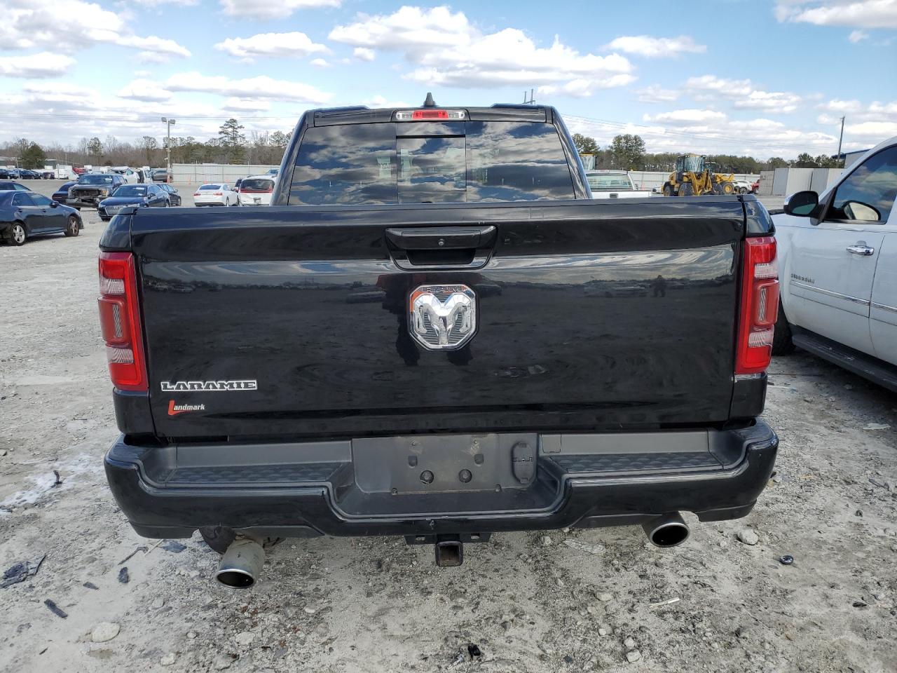 2019 RAM 1500 - Image 6