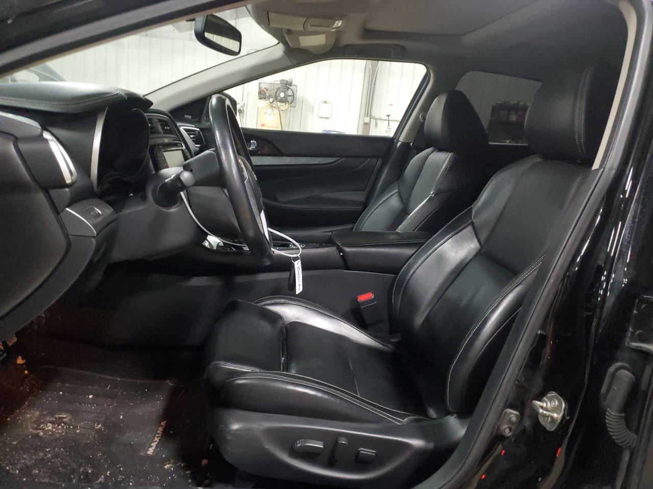 2017 Nissan Maxima - Image 7