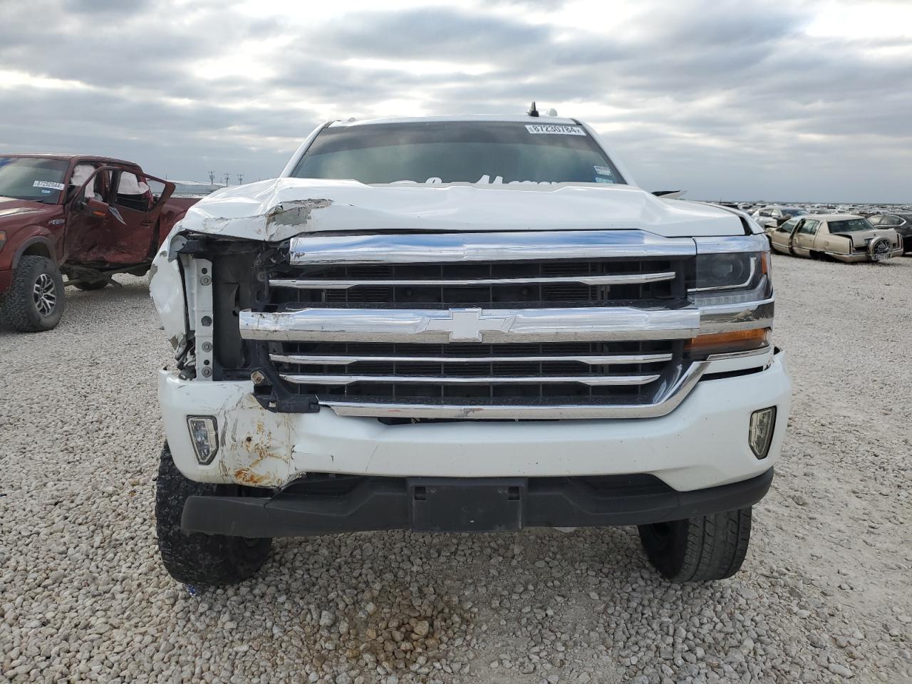 2016 Chevrolet Silverado - Image 5