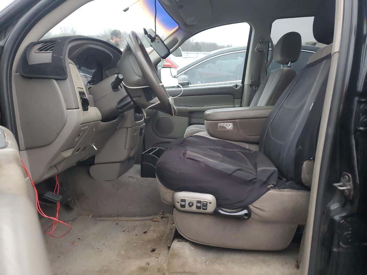 2002 Dodge RAM - Image 7
