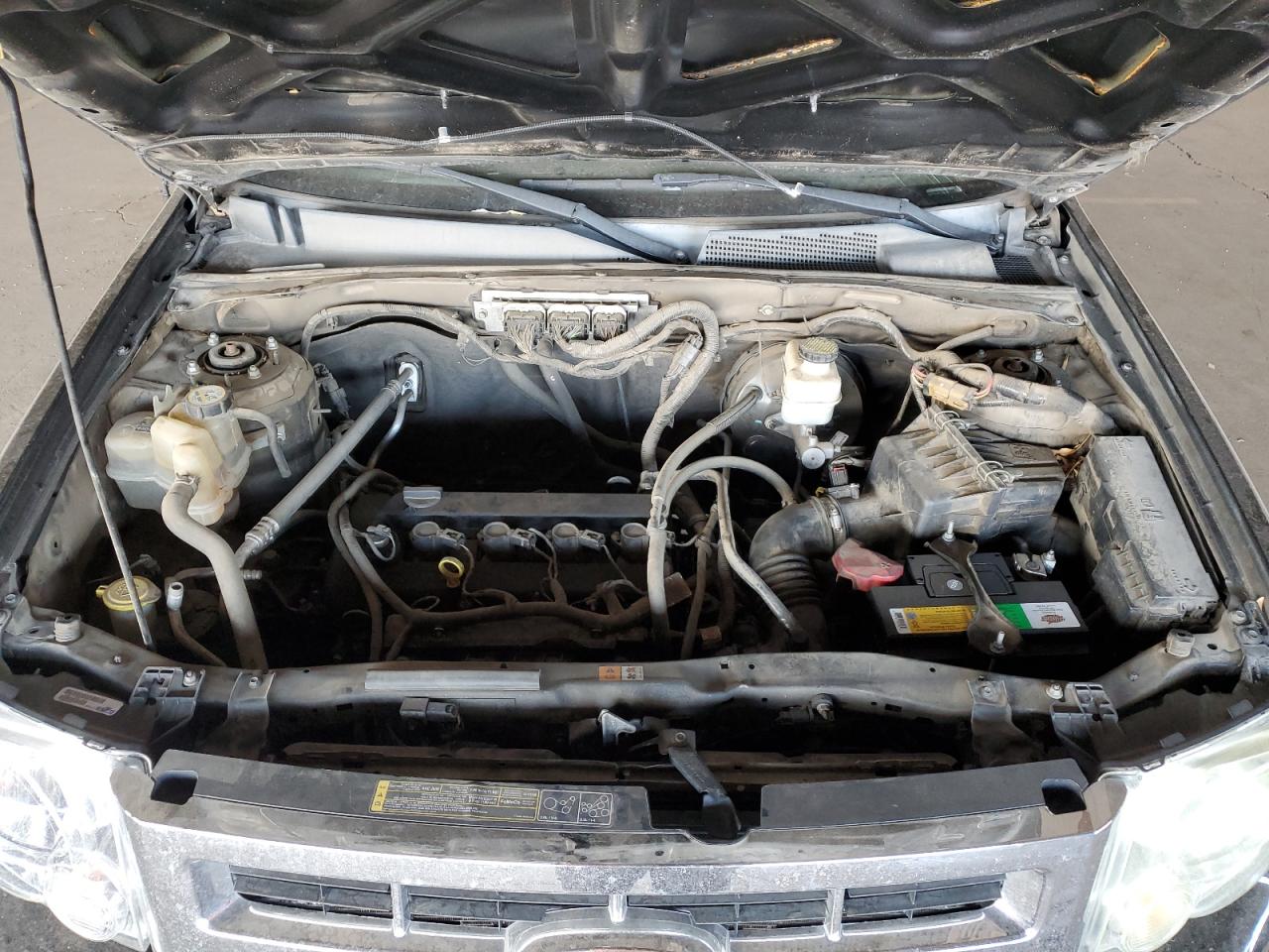 2012 Ford Escape - Image 11