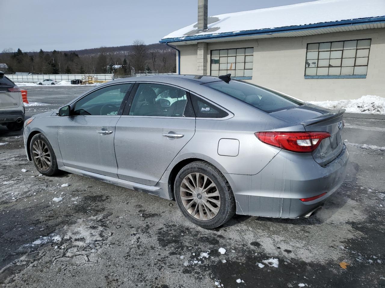 VIN 5NPE34AF5FH068863 2015 HYUNDAI SONATA no.2