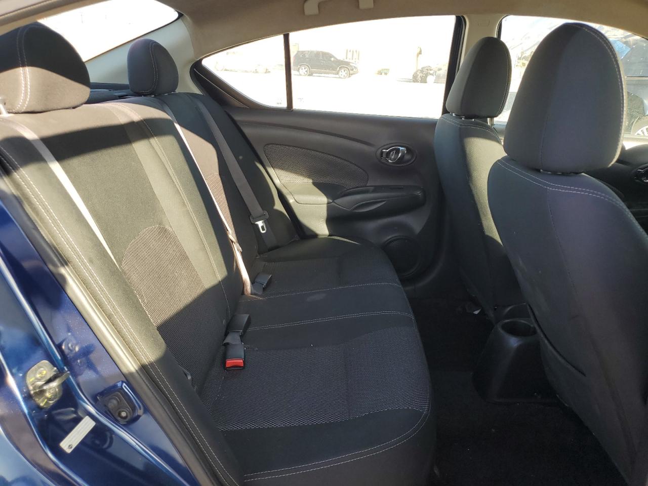 2018 Nissan Versa - Image 10