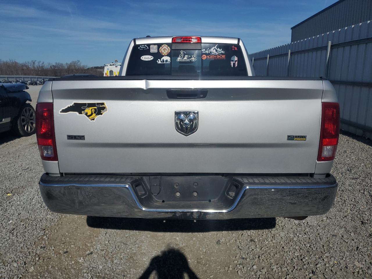 2016 RAM 1500 - Image 6