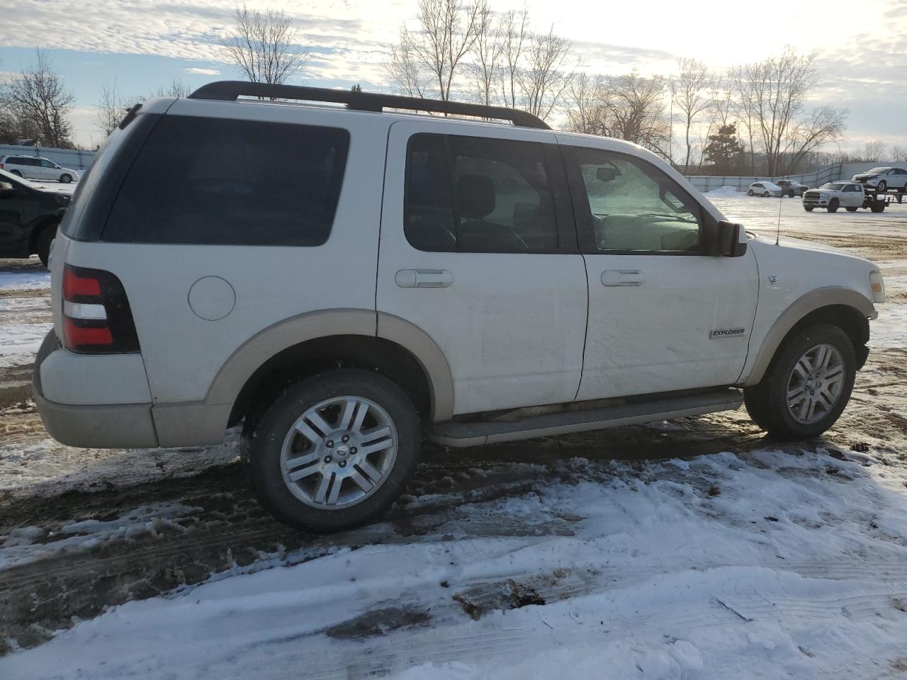 2008 Ford Explorer - Image 3