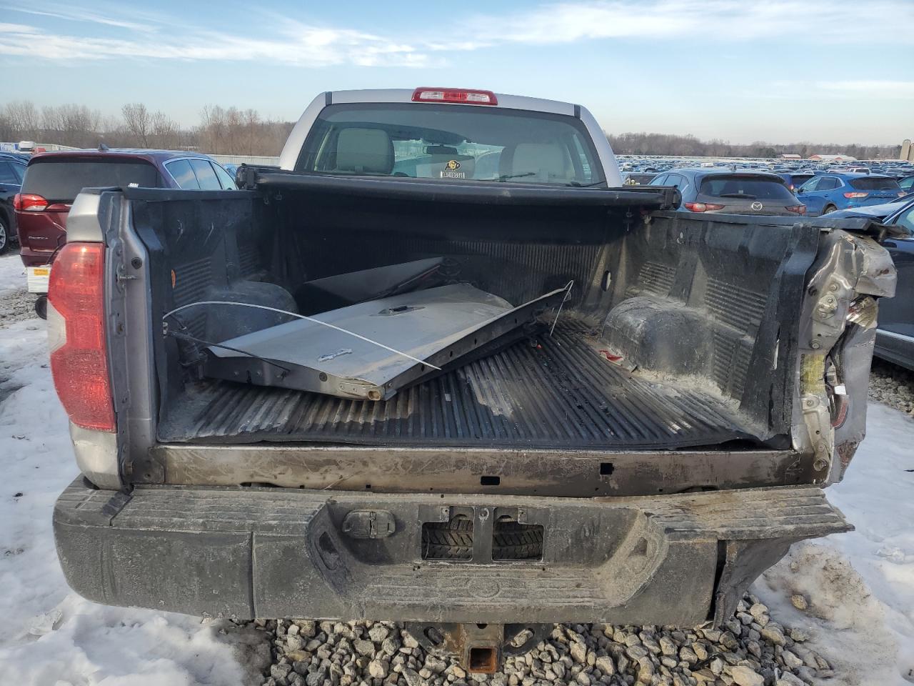 2014 Toyota Tundra - Image 6