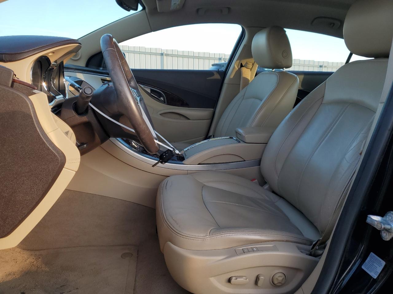 2011 Buick LaCrosse - Image 7