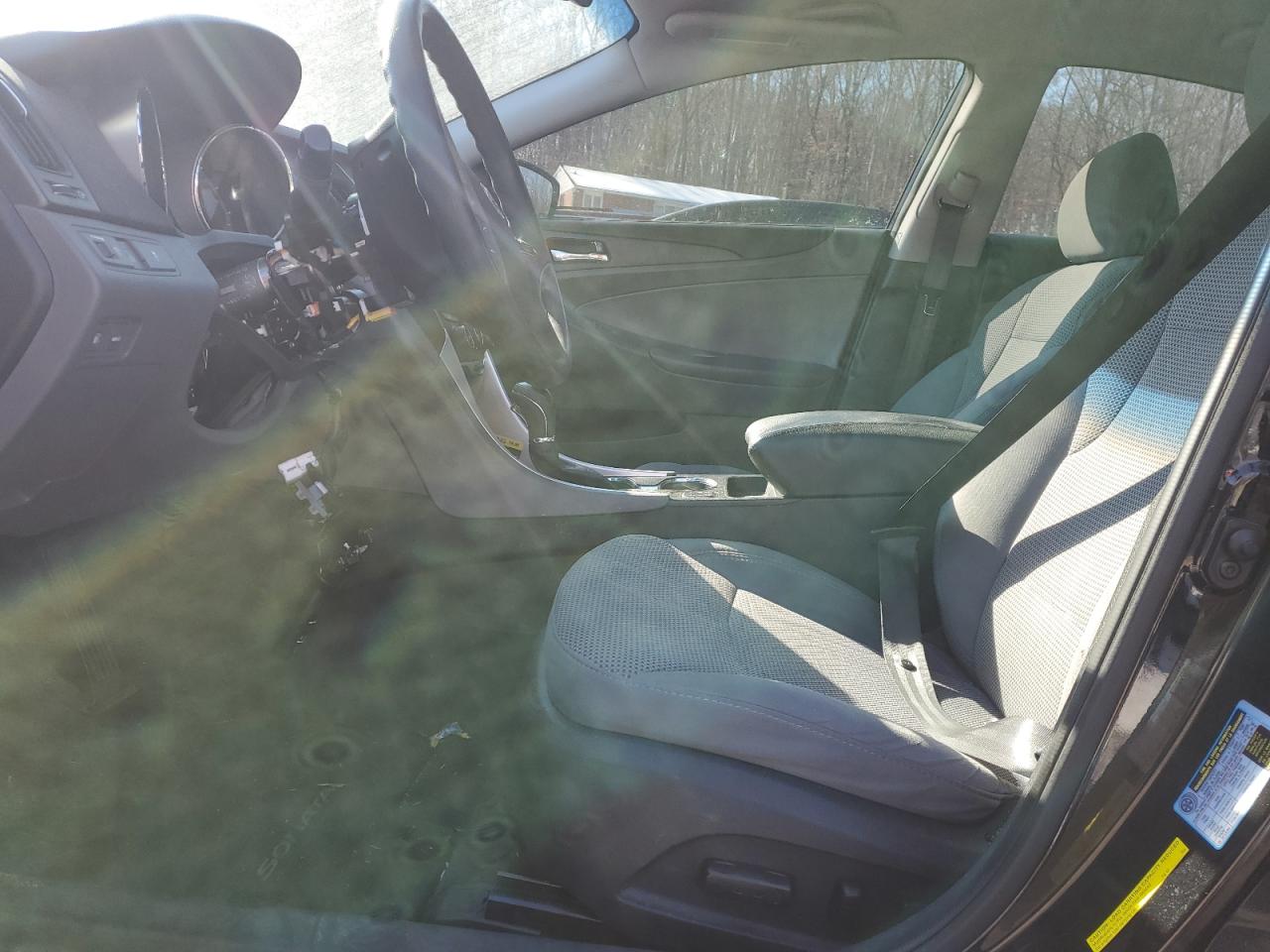 2014 Hyundai Sonata - Image 7