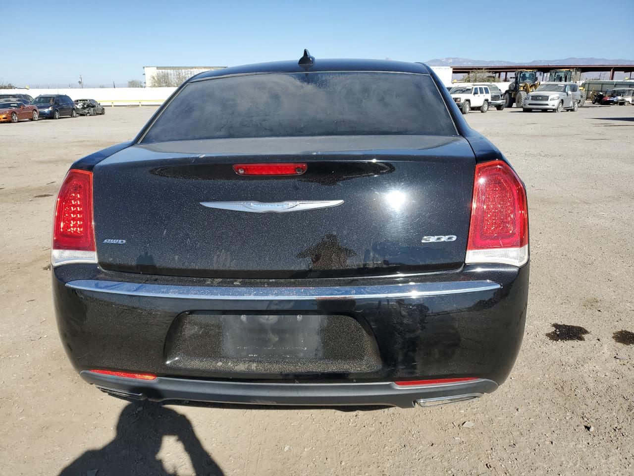 2018 Chrysler 300 - Image 6