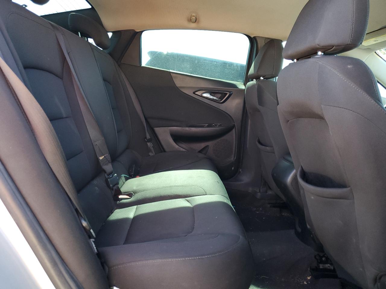 2019 Chevrolet Malibu - Image 10
