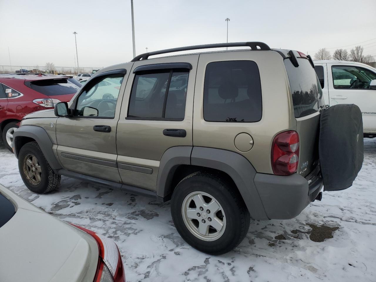 2007 Jeep Liberty (North America) - Image 2