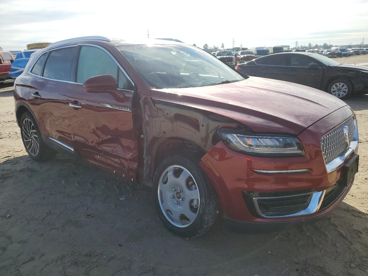 2019 Lincoln Nautilus - Image 4