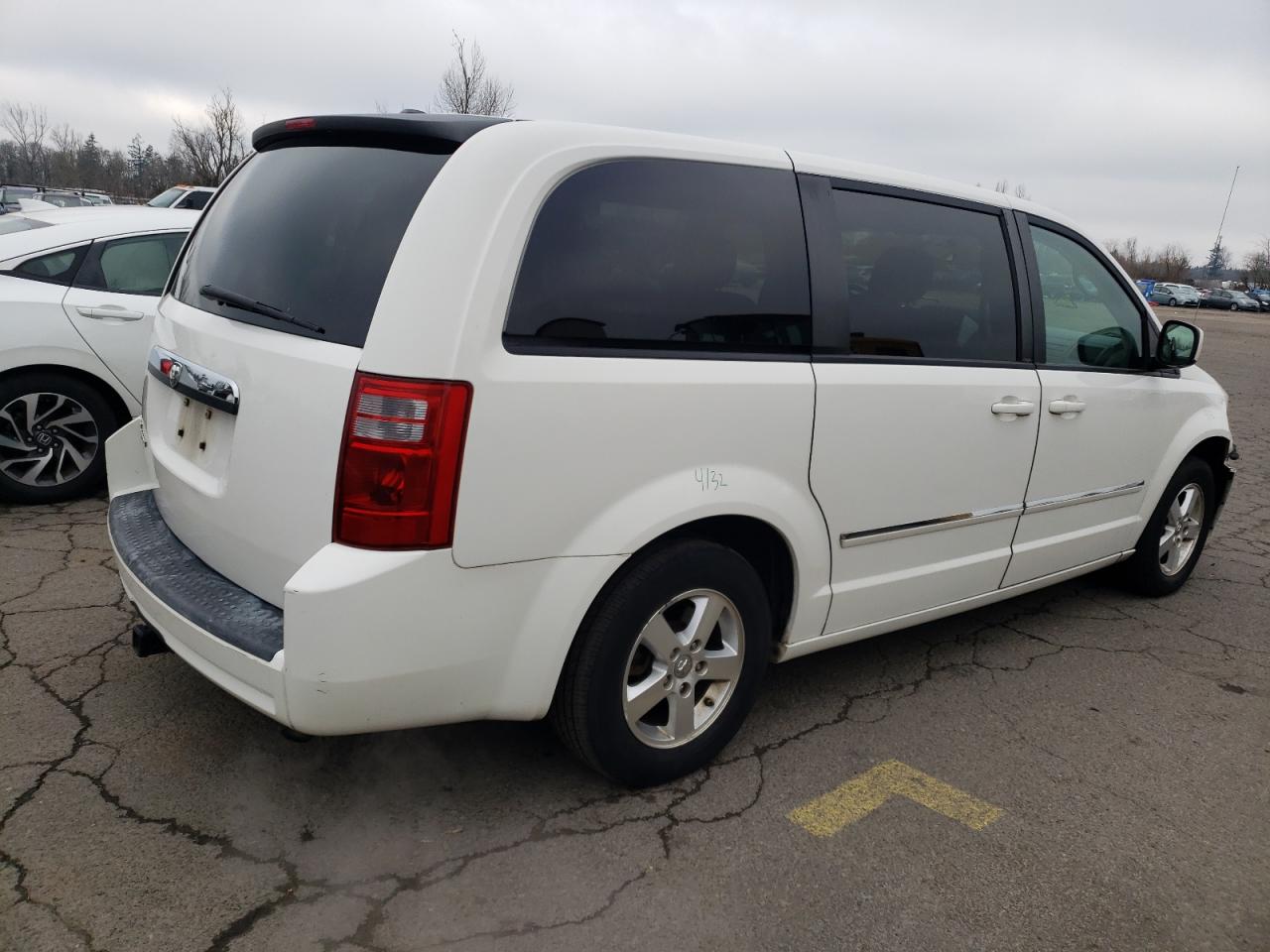 2008 Dodge Caravan - Image 3