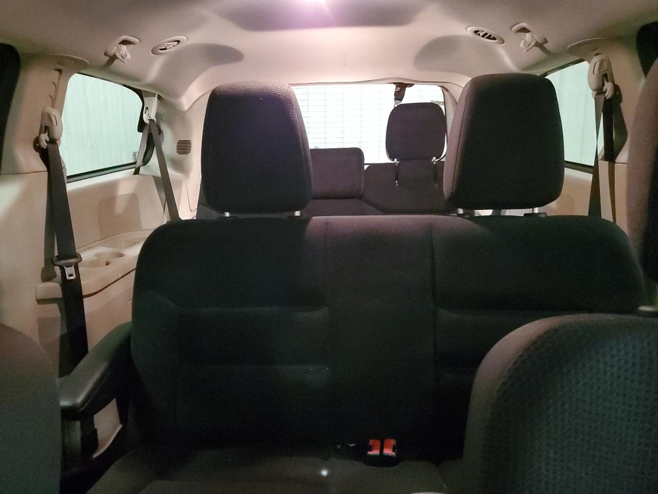 2019 Dodge Caravan - Image 10