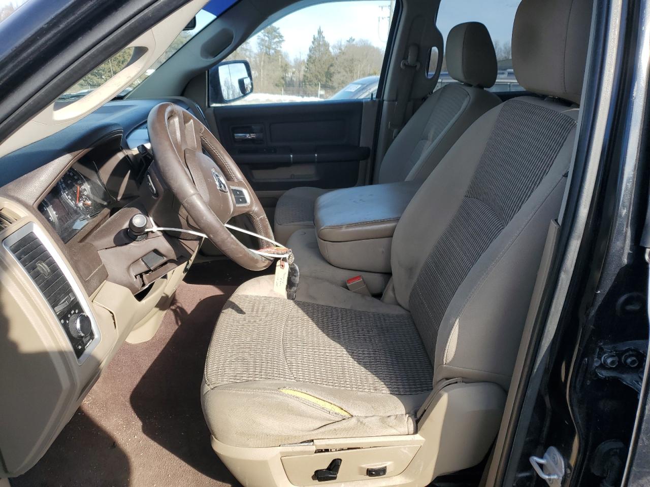 2009 Dodge RAM - Image 7