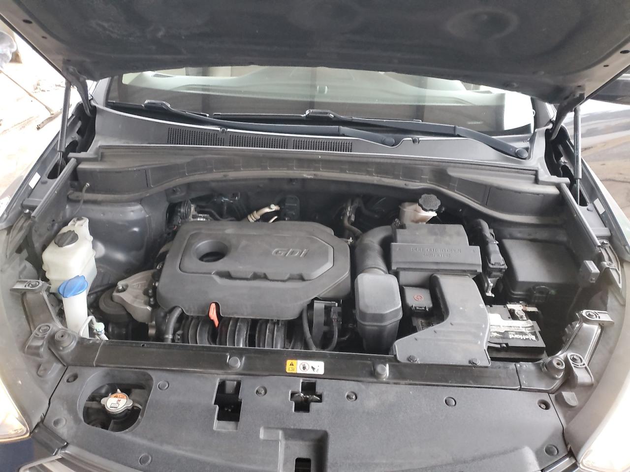 2018 Hyundai Santa Fe - Image 11
