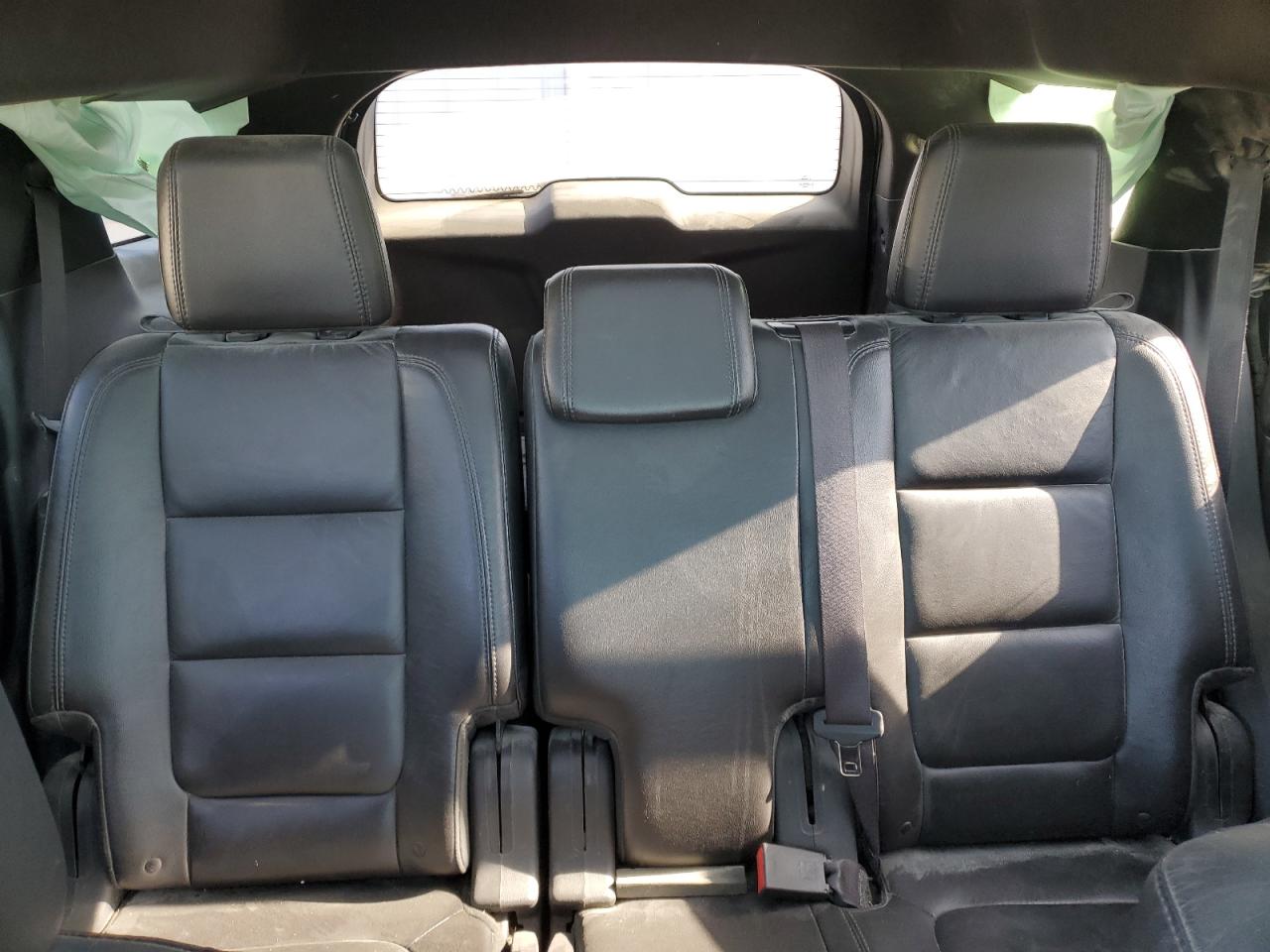 2014 Ford Explorer - Image 10