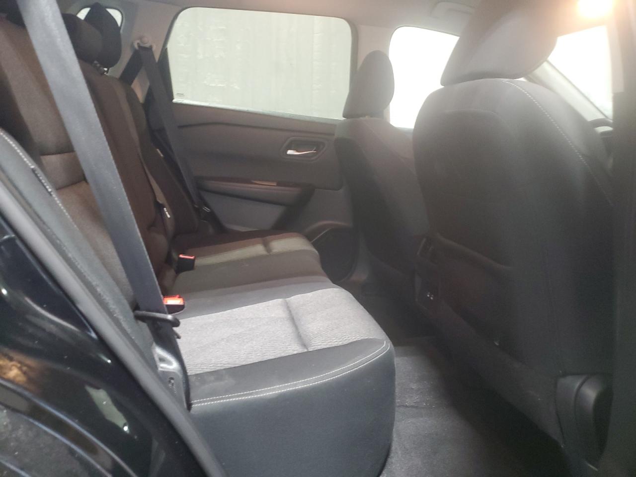 2024 Nissan Rogue - Image 11