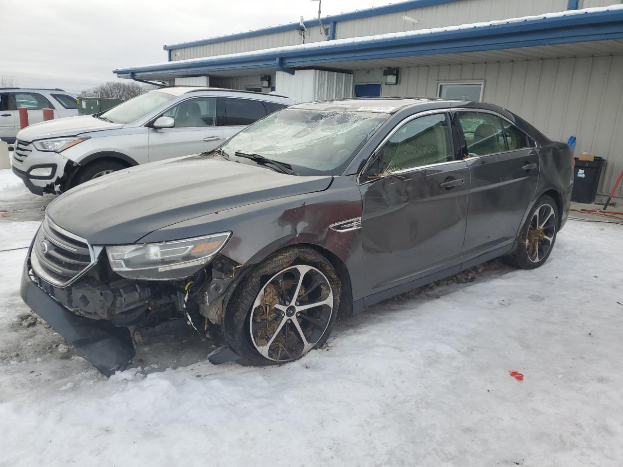 2015 Ford Taurus - Image 1