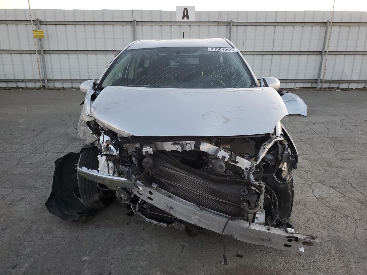 2013 Toyota Prius - Image 5