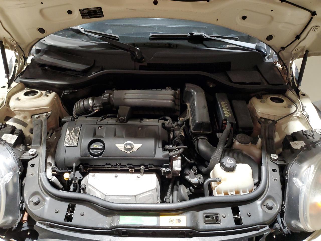 2011 MINI Cooper - Image 11