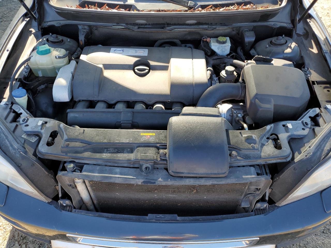 2011 Volvo XC90 - Image 12