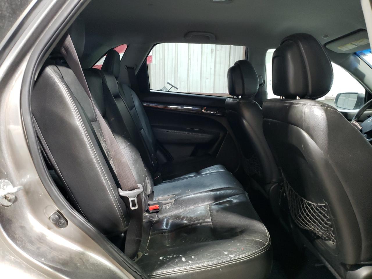 2011 Kia Sorento - Image 11